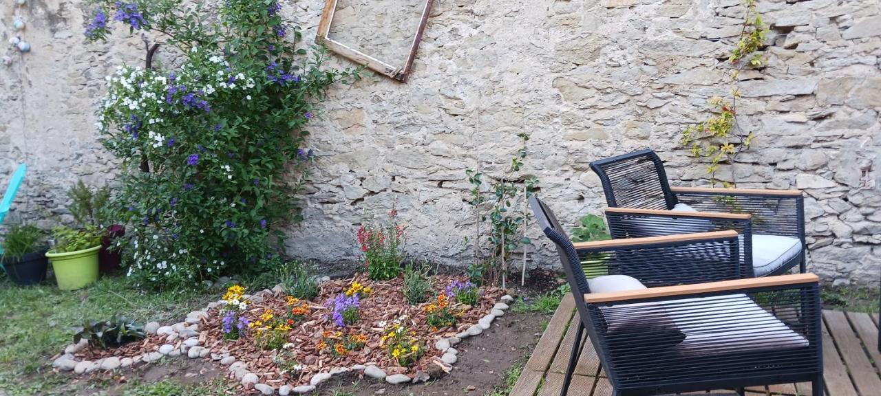Le 9 De Cour, Chambre Caouette Carcassonne Ngoại thất bức ảnh